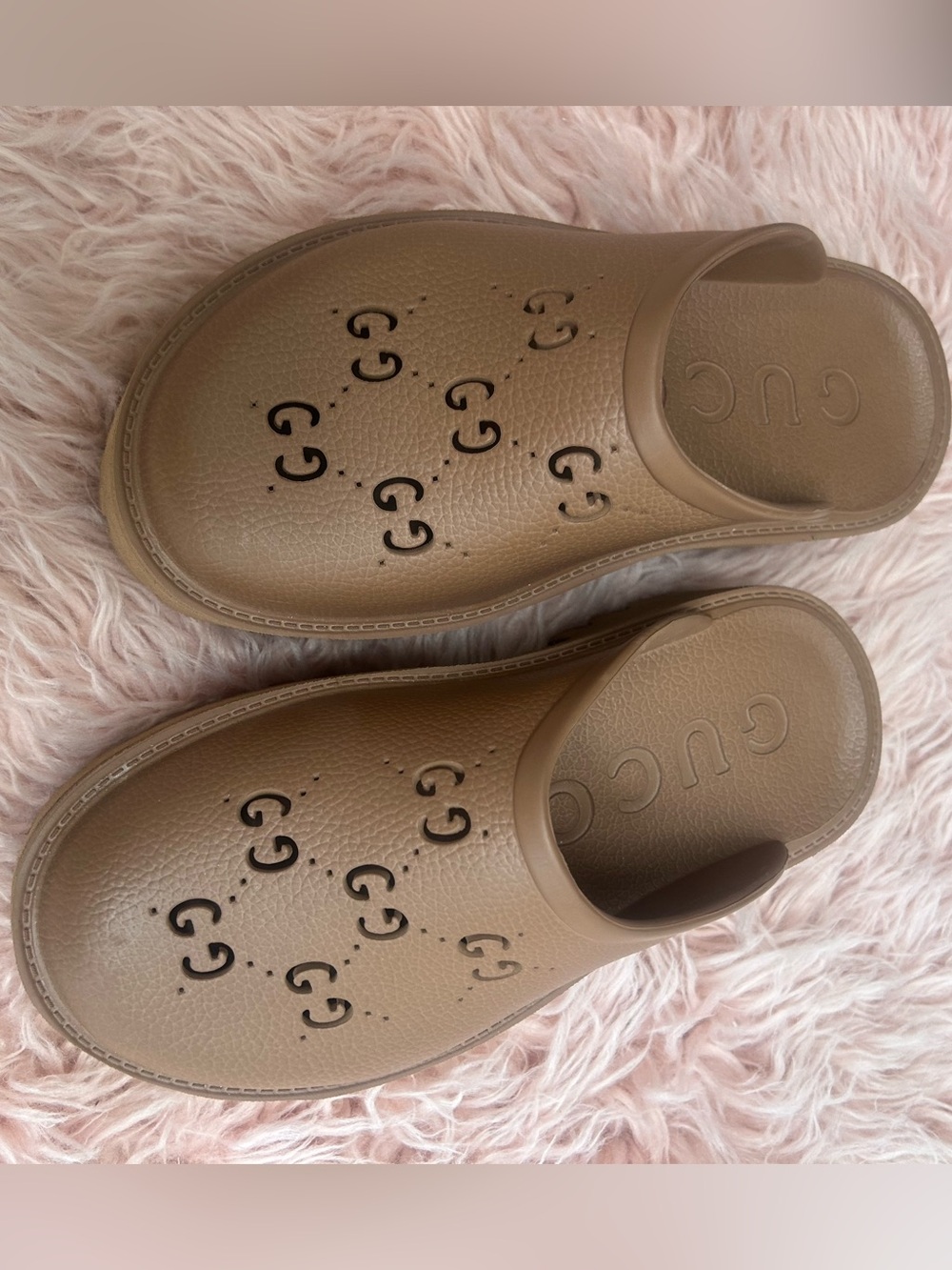GUCCI Rubber Monogram Clog Slides